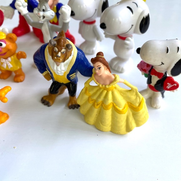 Vintage Minnie Mickey Garfield Kermit Snoopy etc. character figurines - Picture 6 of 7